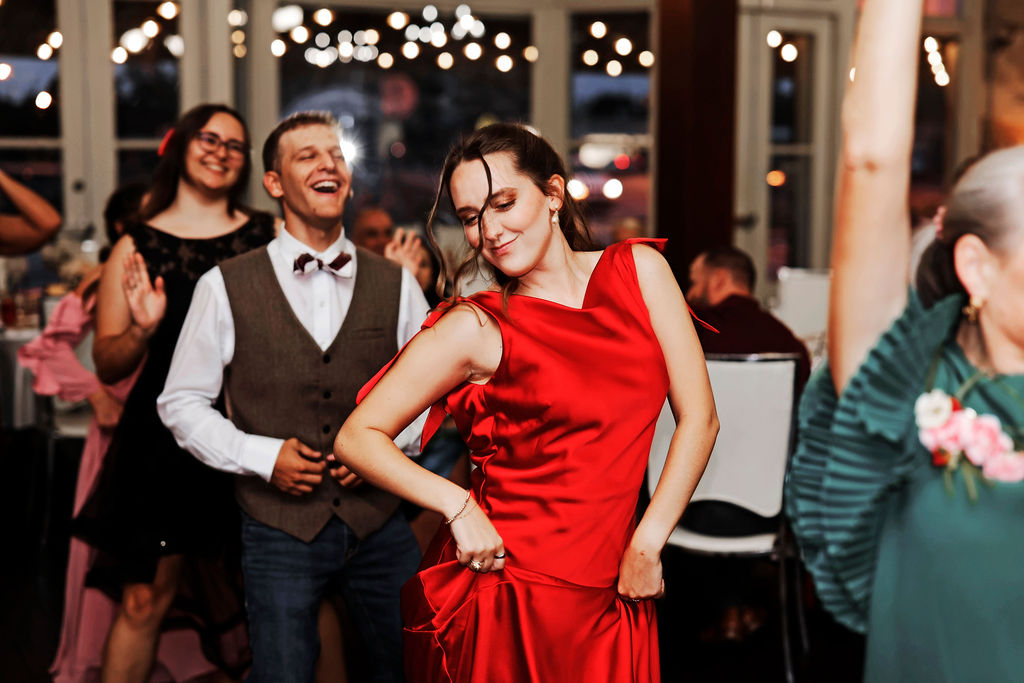 wedding music guests dancing wedding in brandt 1910 wallis tx first dance reception wedding music guests dancing wedding in brandt 1910 wallis tx first dance reception