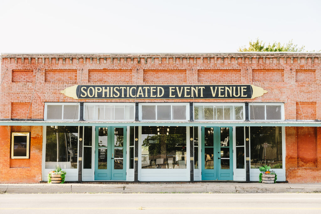 Outdoor vs indoor wedding venues in Houston TX, Best indoor wedding venues near Houston, Outdoor wedding venues near Houston with backup plan, Houston wedding venues with indoor and outdoor options, Historic wedding venue near Fulshear TX, Wedding venues near Katy TX with covered ceremony space, All-weather wedding venues in the Houston area, Texas wedding weather considerations for outdoor ceremonies, Rustic indoor wedding venues near Sealy TX, Wedding venues near Rosenberg TX with garden ceremony space