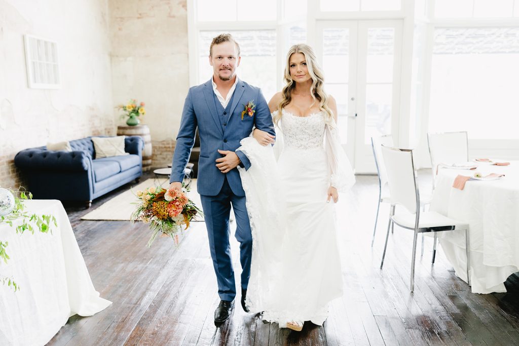 Houston wedding venue tour, wedding venues near Houston, Houston wedding venues, wedding venue tour checklist, questions to ask a wedding venue, what to look for in a wedding venue, indoor outdoor wedding venue Houston, wedding venues west of Houston, historic wedding venue near Houston, wedding venue for 150 guests Houston Houston wedding venue tour, wedding venues near Houston, Houston wedding venues, wedding venue tour checklist, questions to ask a wedding venue, what to look for in a wedding venue, indoor outdoor wedding venue Houston, wedding venues west of Houston, historic wedding venue near Houston, wedding venue for 150 guests Houston