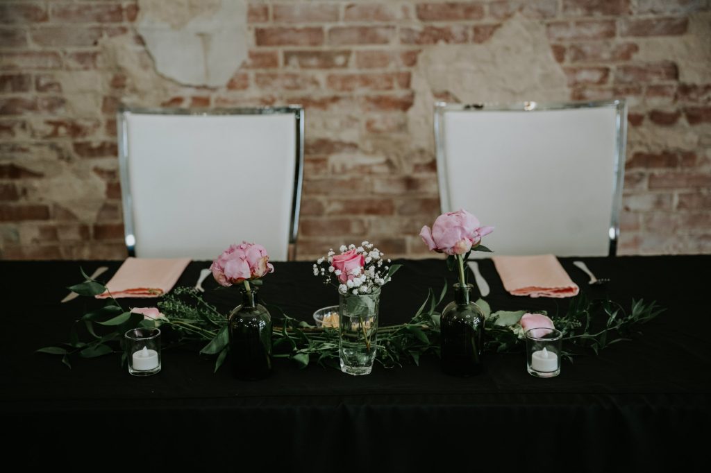 Friday vs Saturday vs Sunday wedding, West Houston wedding venue, Katy wedding venue, Sealy wedding venue, Friday wedding near Houston, Sunday wedding near Houston, Saturday wedding venue Houston, affordable wedding venues near Katy TX, wedding venues near Sealy TX, best day of the week to get married